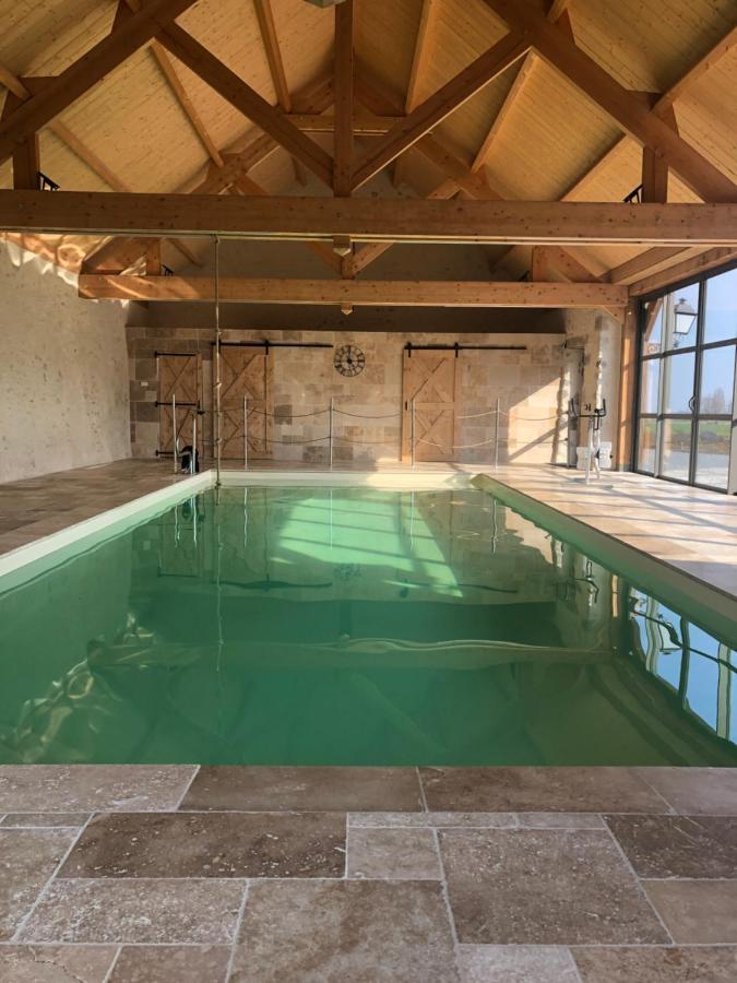 Villa MAISON DE VACANCES AVEC PISCINE INTERIEURE - Le Grand Champagne à Saint-Victeur Extérieur photo