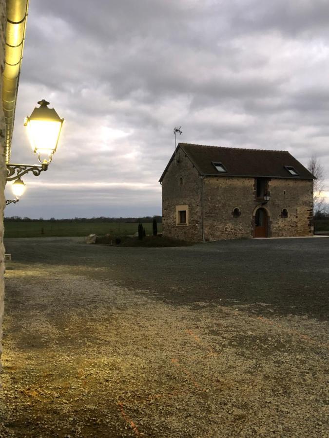 Villa MAISON DE VACANCES AVEC PISCINE INTERIEURE - Le Grand Champagne à Saint-Victeur Extérieur photo