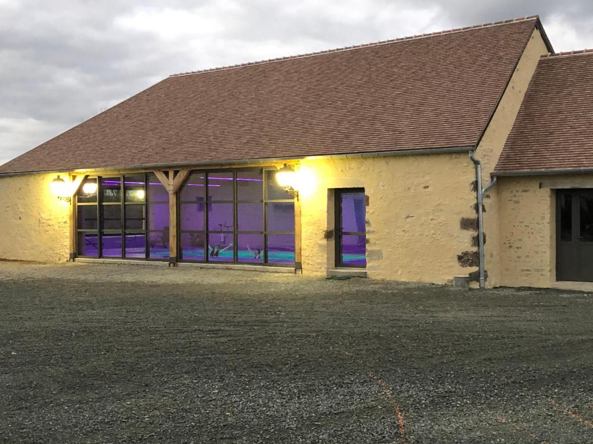 Villa MAISON DE VACANCES AVEC PISCINE INTERIEURE - Le Grand Champagne à Saint-Victeur Extérieur photo